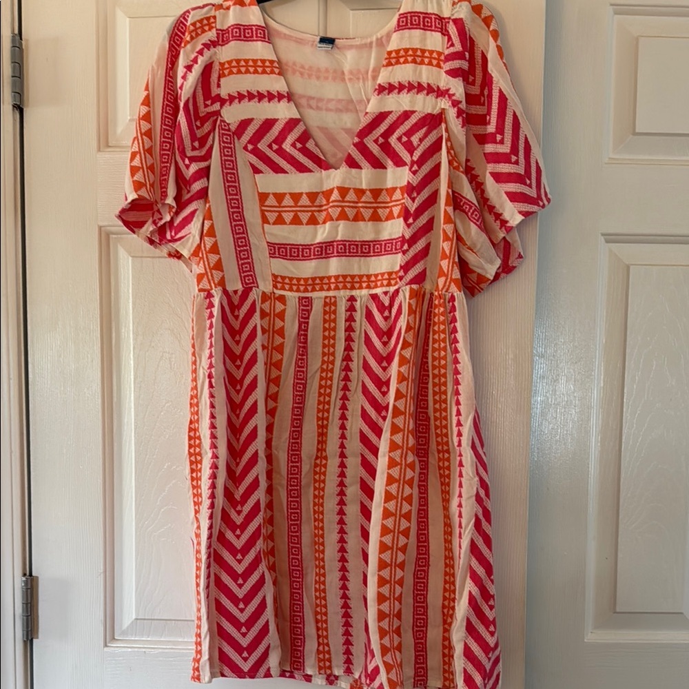 Old Navy sz medium Vibrant Pink and Orange Geometric Dress